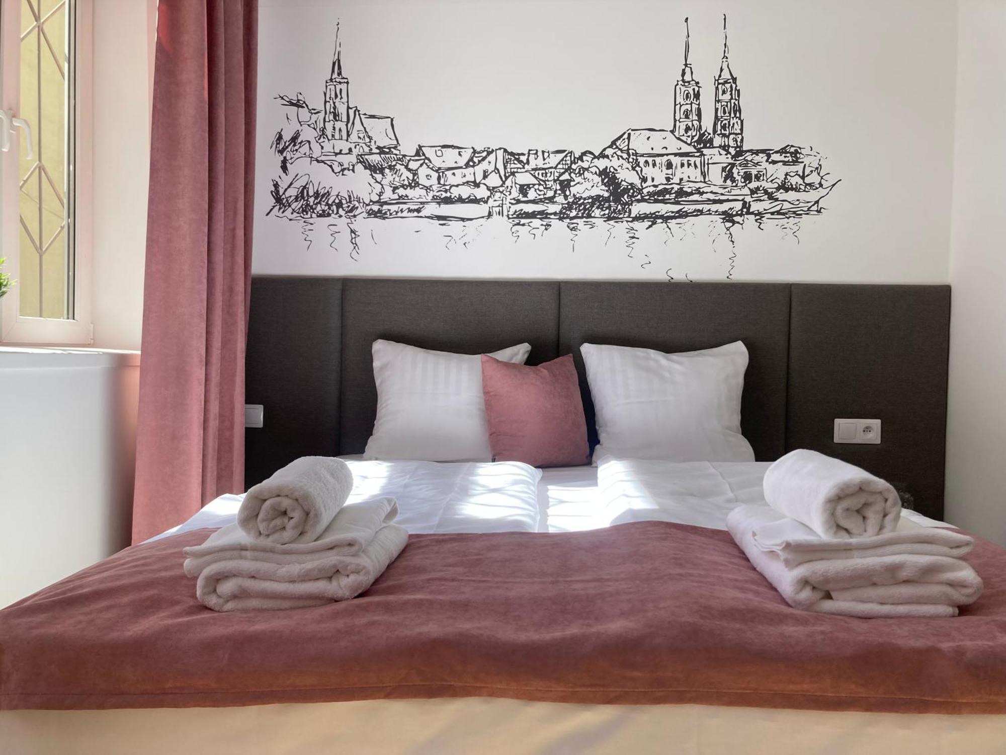 Aviendo Old Town Apartments Вроцлав Екстериор снимка